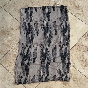 Feather Patterned Infinity Scarf OS